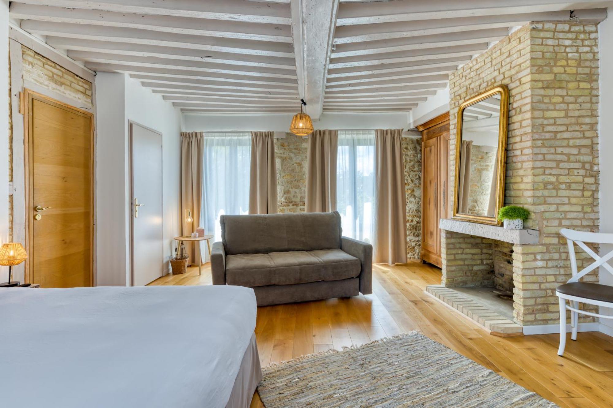 La Dame De Coeur La Maison A L'Oree De Deauville Тук Екстериор снимка